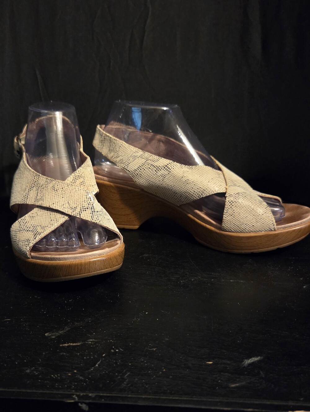 Dansko Jacinda Taupe & Black Leather Wedges Size 38/8.5-9